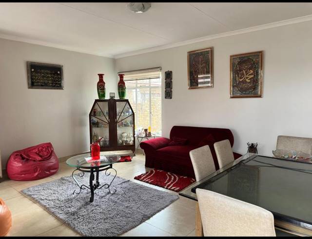 3 BEDROOM HOUSE FOR SALE IN LAUDIUM